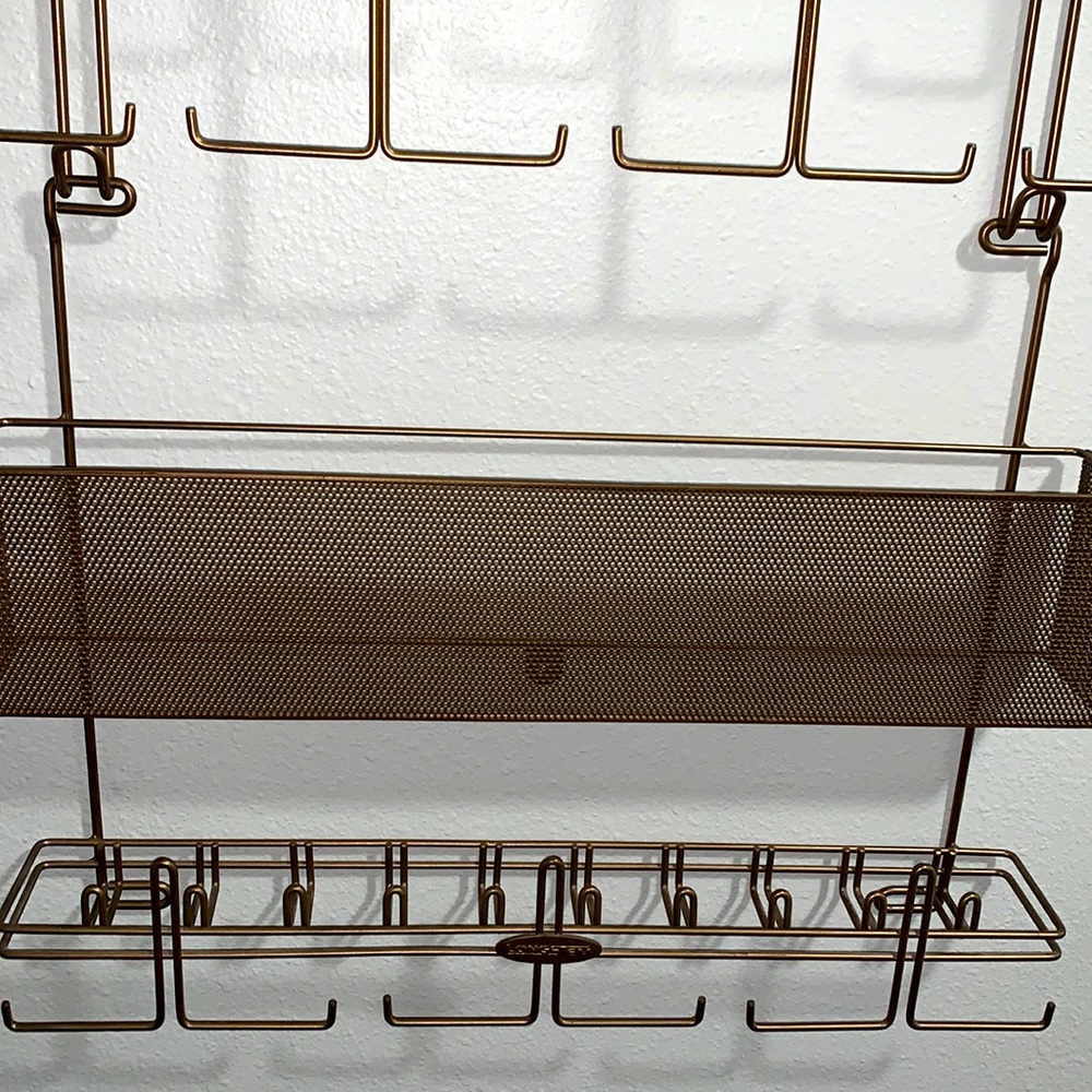 Jewelry Rack - Picture 3 of 3